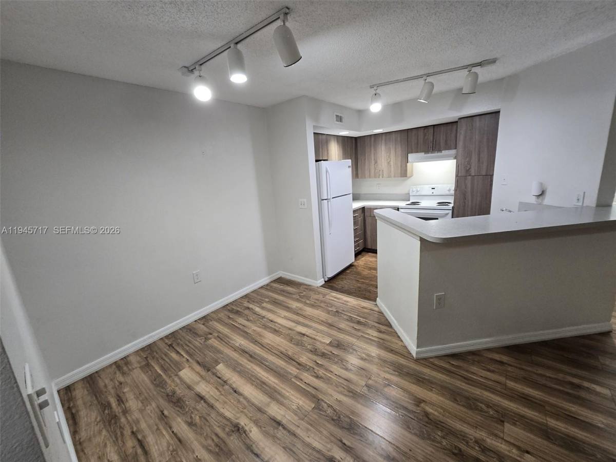 Apartment for rent at 12730 Vista Isles Dr #815, Fort Lauderdale, FL 33325