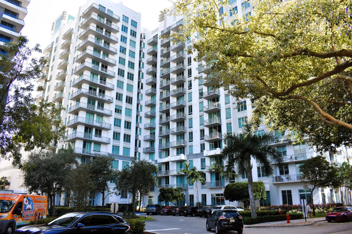 Apartment for rent at 300 S Australian Ave #1010, West Palm Beach, FL 33401