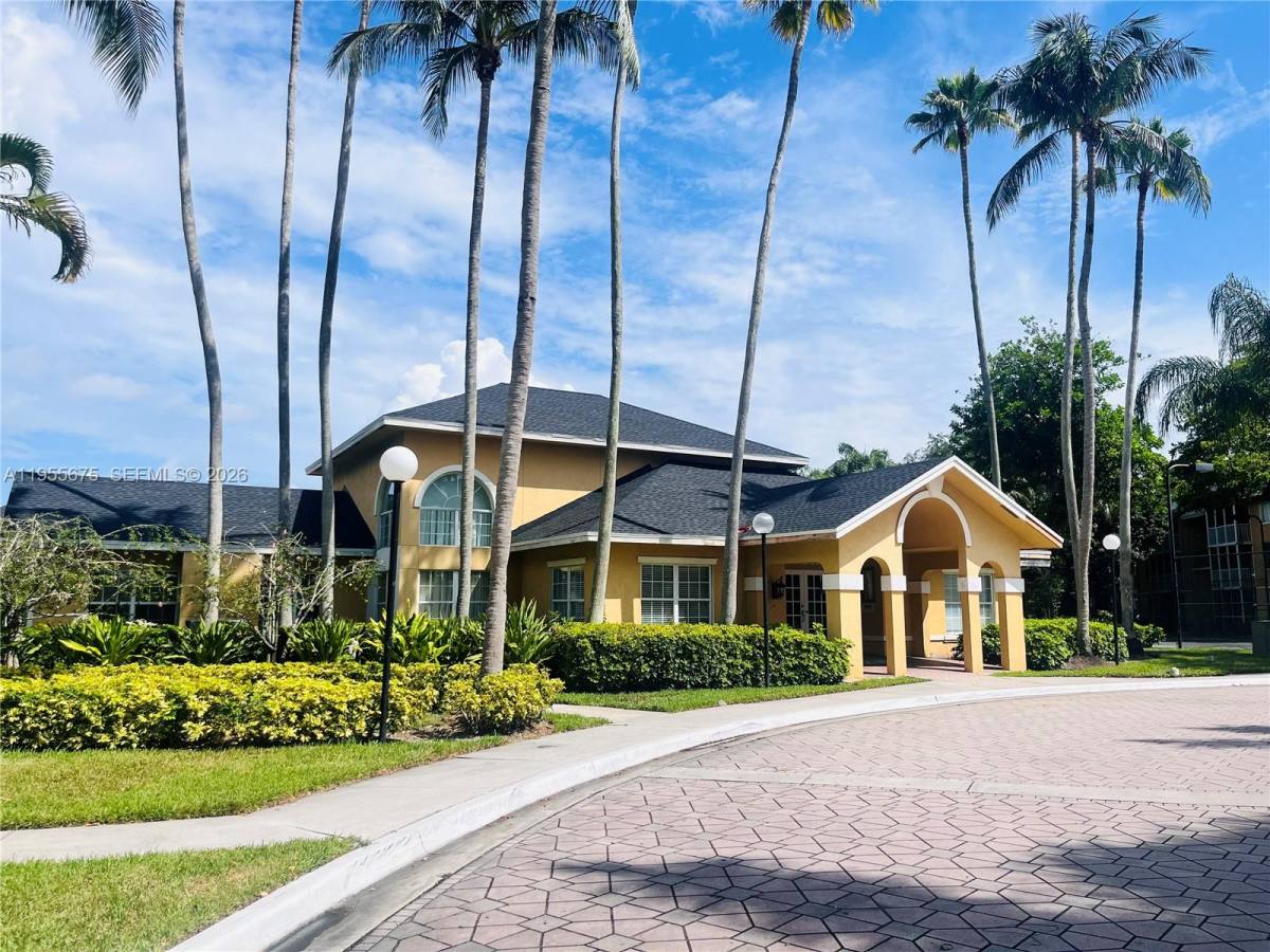 Apartment for rent at 4015 W McNab Rd #4015D104, Pompano Beach, FL 33069