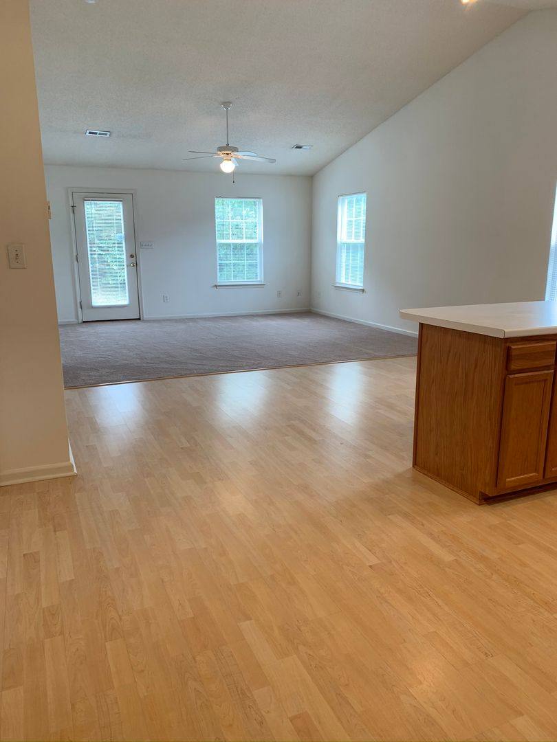 House for rent at 132 Springwood Lane, Mooresville, NC 28117