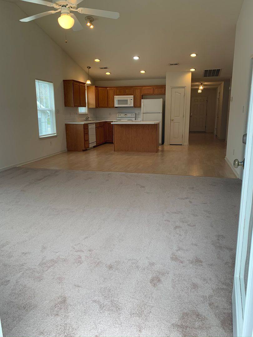 House for rent at 132 Springwood Lane, Mooresville, NC 28117