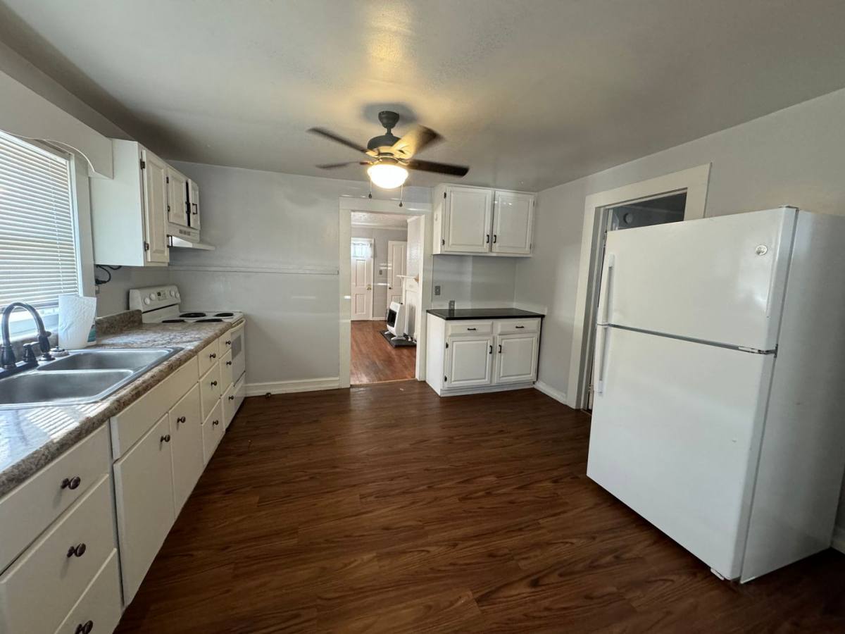 House for rent at 208 N Ave, Rome, GA 30161
