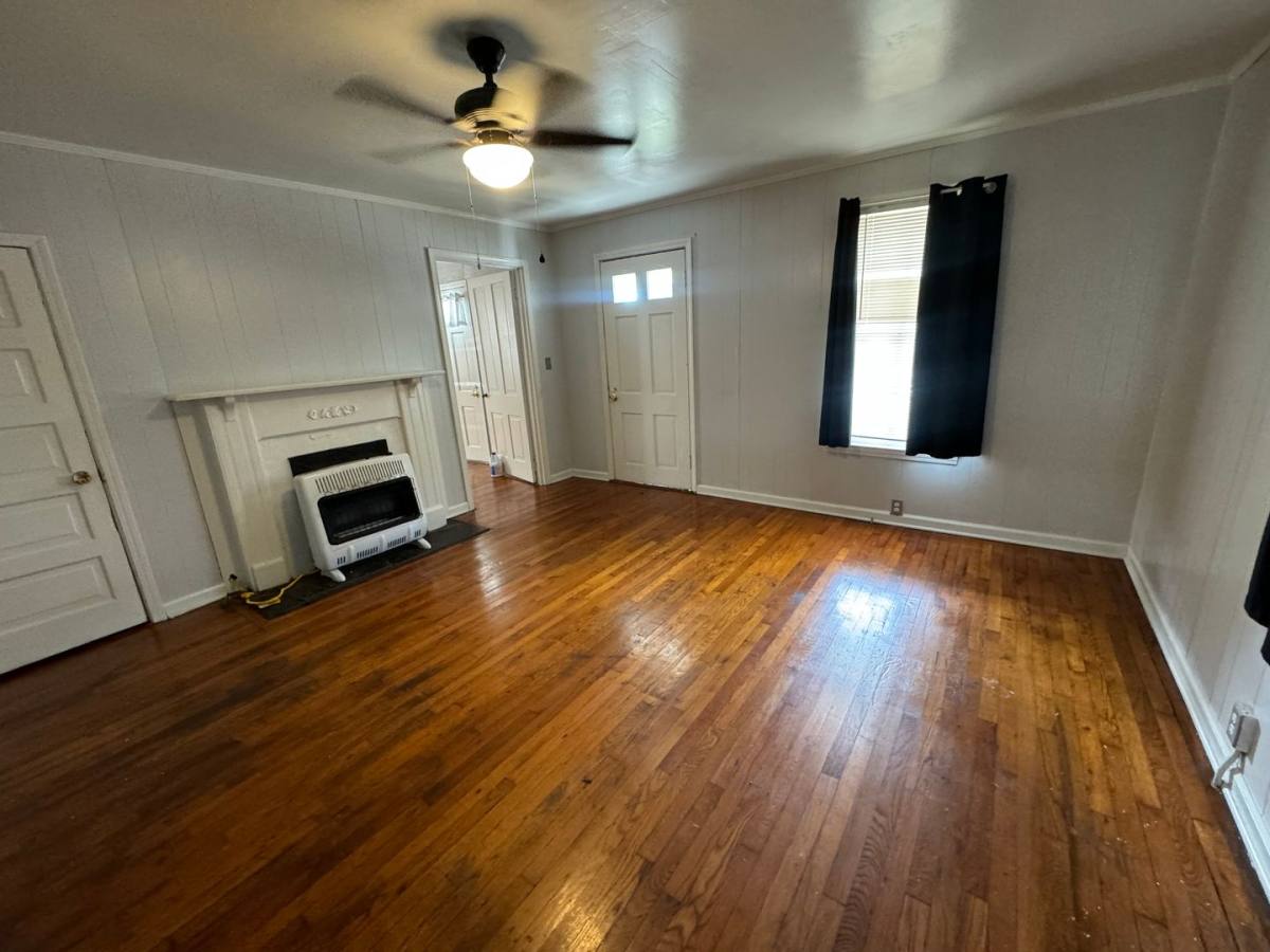 House for rent at 208 N Ave, Rome, GA 30161