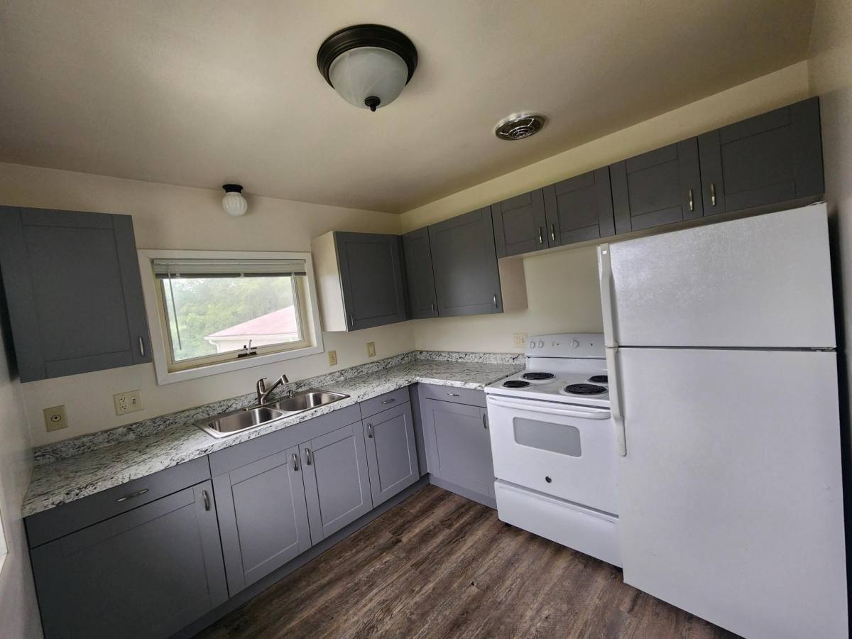 House for rent at 1615 Crescent St, Iowa City, IA 52245