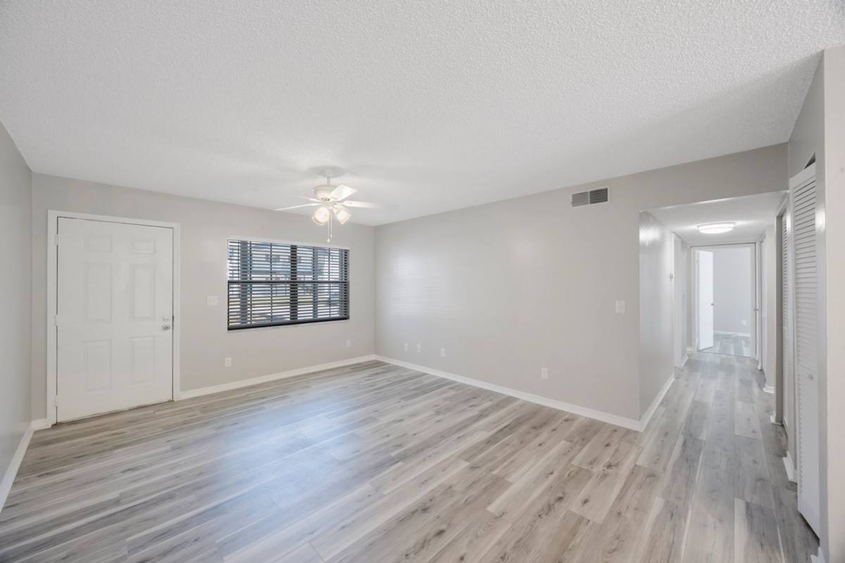 Apartment for rent at 500 9th Ave S -Building C #1, Safety Harbor, FL 34695