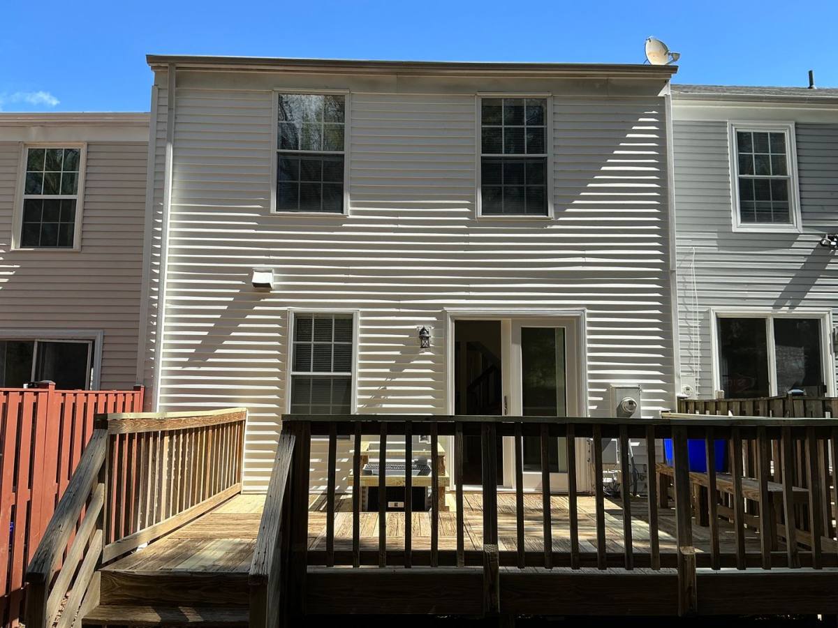 Townhouse for rent at 10602 Chisholm Landing Terrace, Gaithersburg, MD 20878