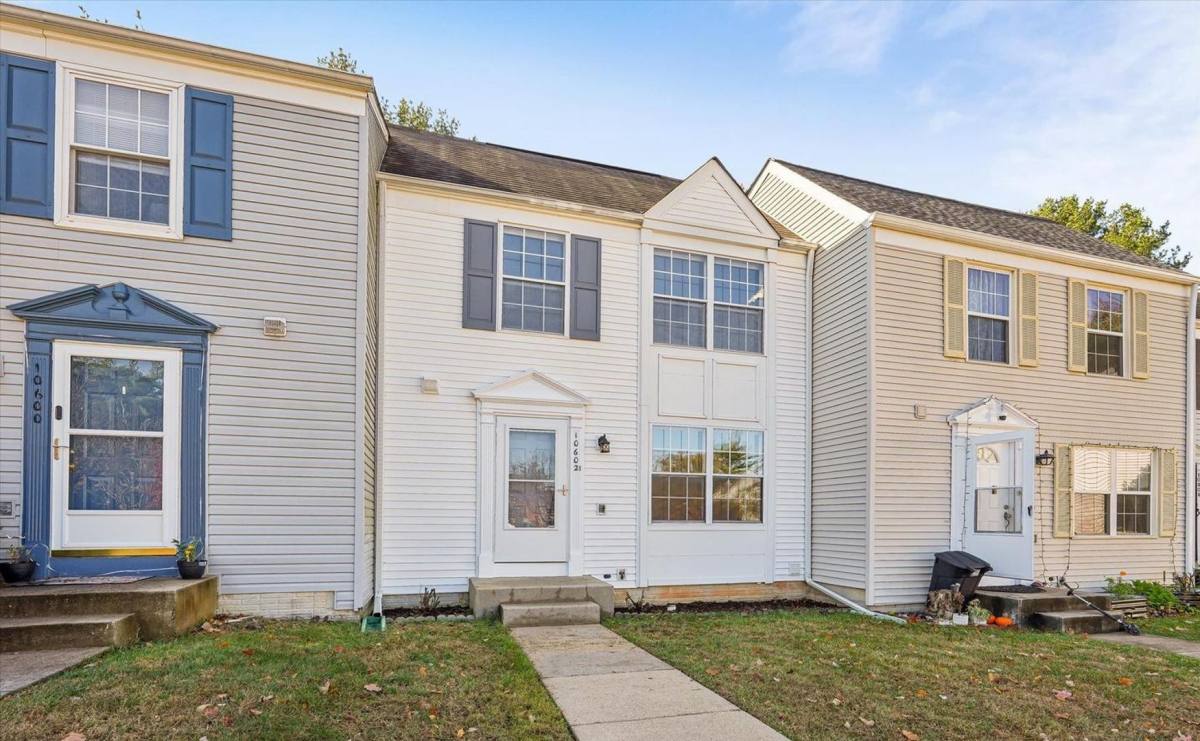 Townhouse for rent at 10602 Chisholm Landing Terrace, Gaithersburg, MD 20878