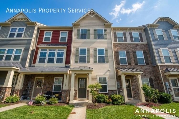 Townhouse for rent at 619 Ravenwood Dr, Glen Burnie, MD 21060