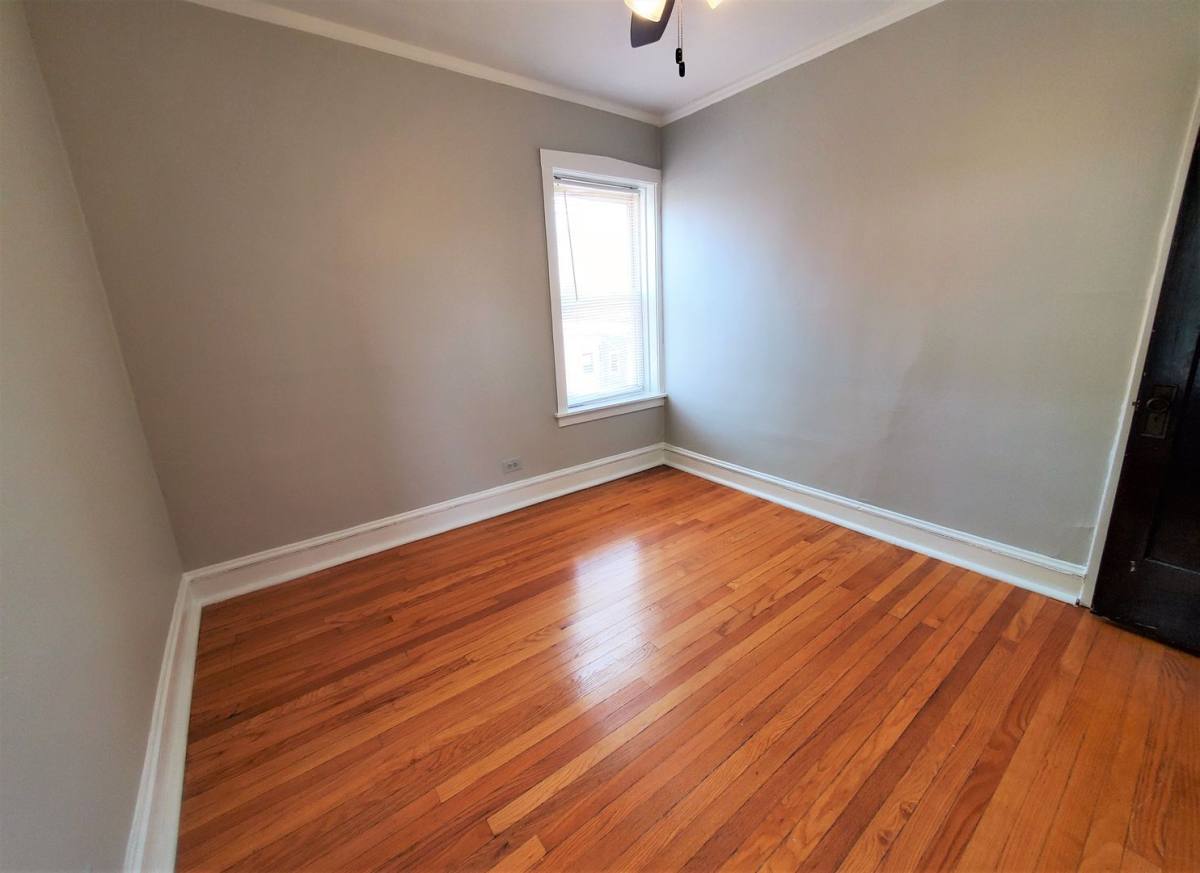 Apartment for rent at 5639 N Magnolia Ave #3E, Chicago, IL 60660