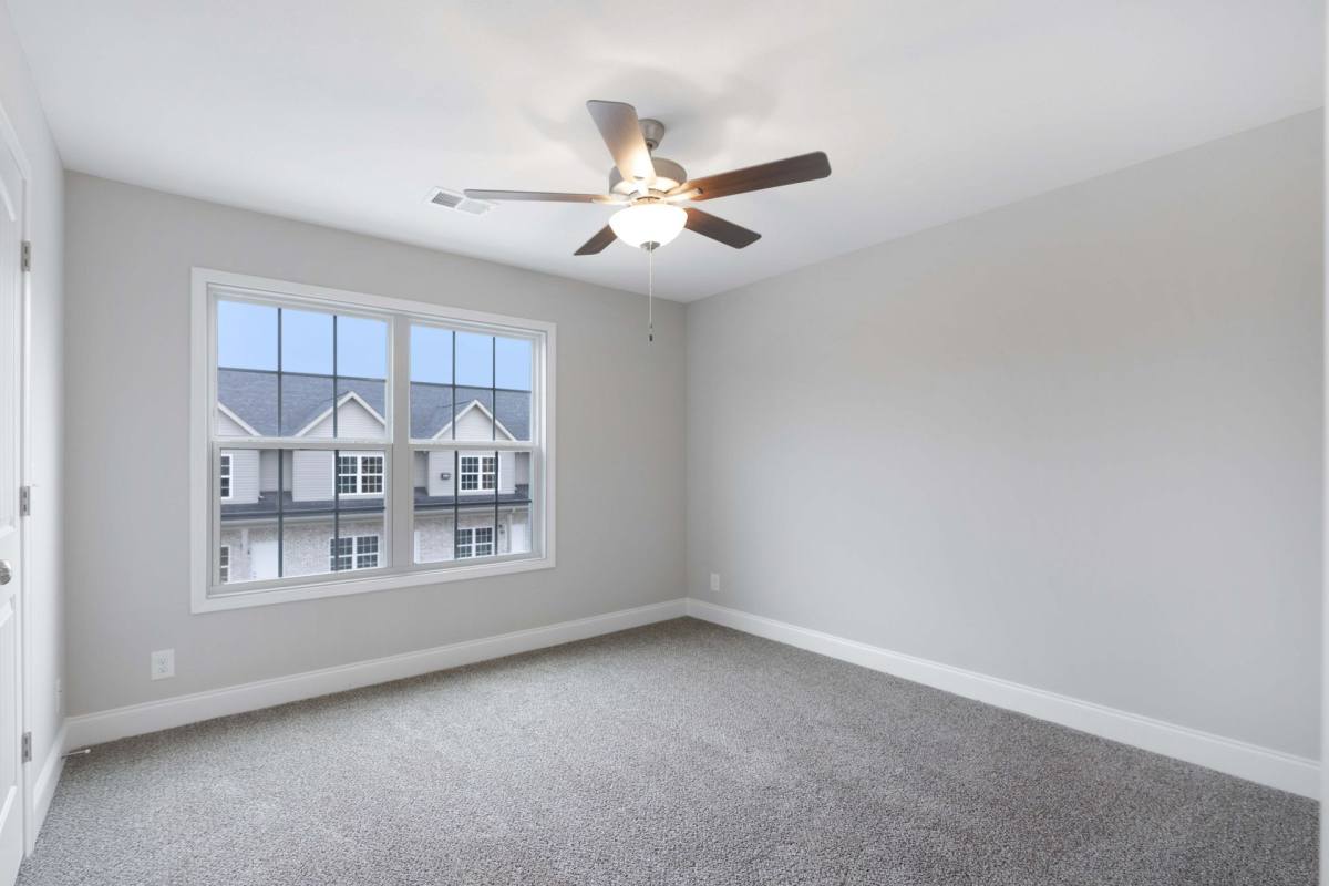 Condo for rent at 955 Professional Park Dr, Clarksville, TN 37040