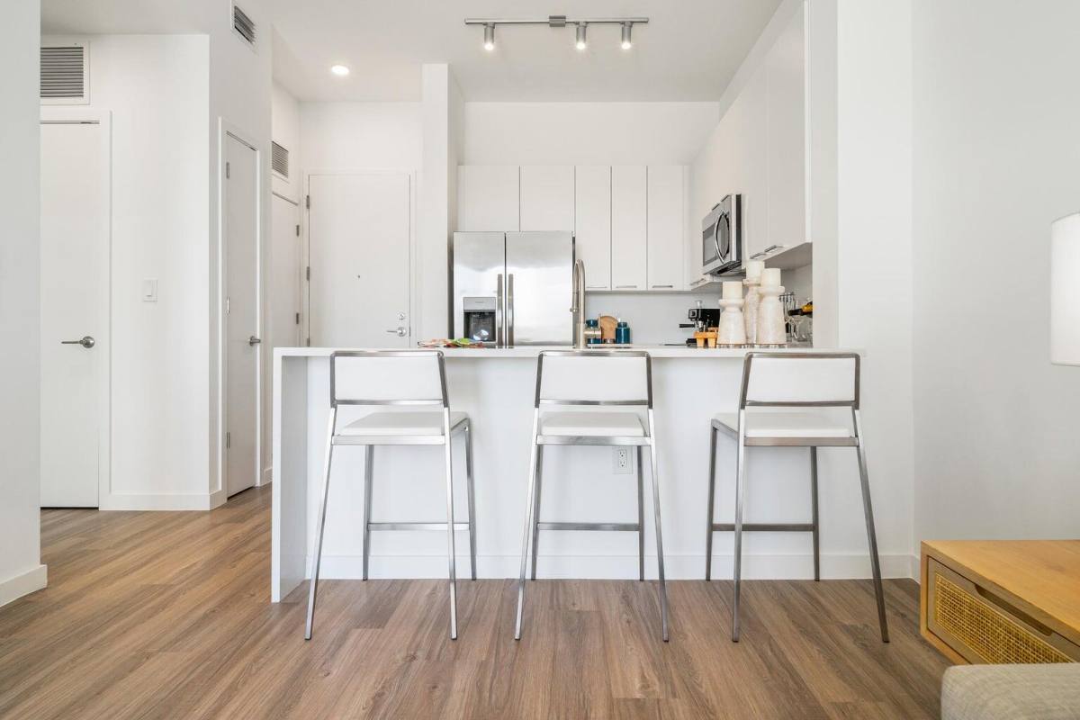 Apartment for rent at 2121 Broward Ave #303, West Palm Beach, FL 33407