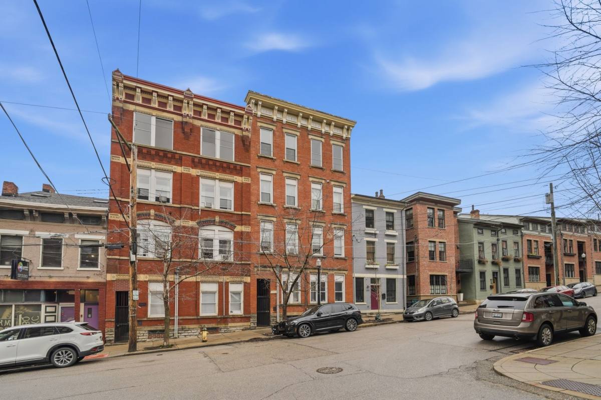 Apartment for rent at 1323 Pendleton St, Cincinnati, OH 45202