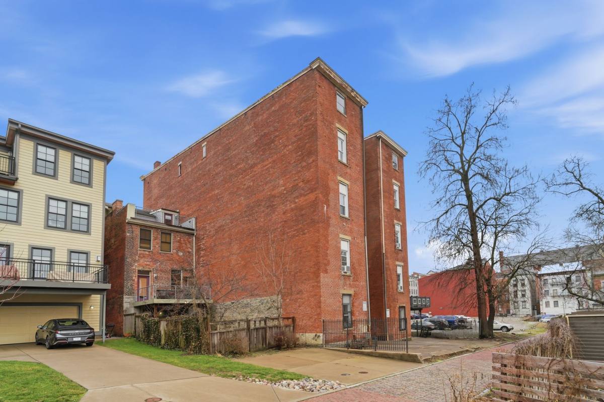 Apartment for rent at 1323 Pendleton St, Cincinnati, OH 45202