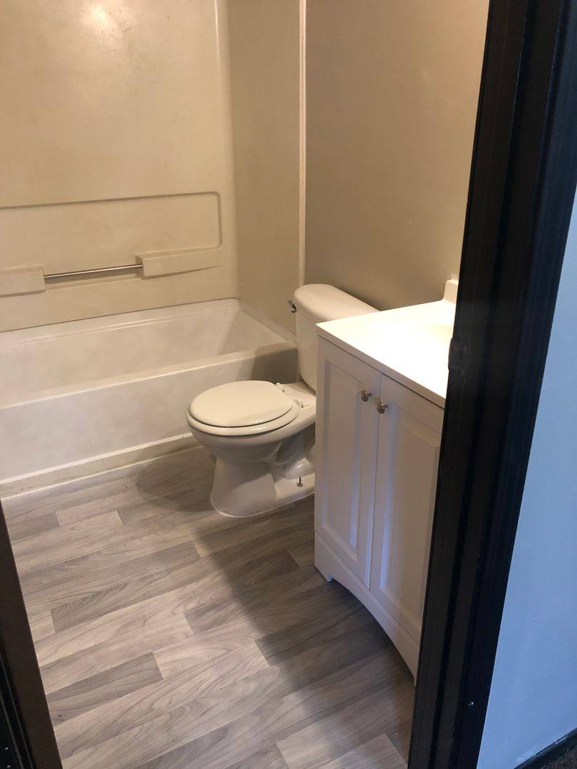 Apartment for rent at 2695 Divot, Columbus, OH 43211