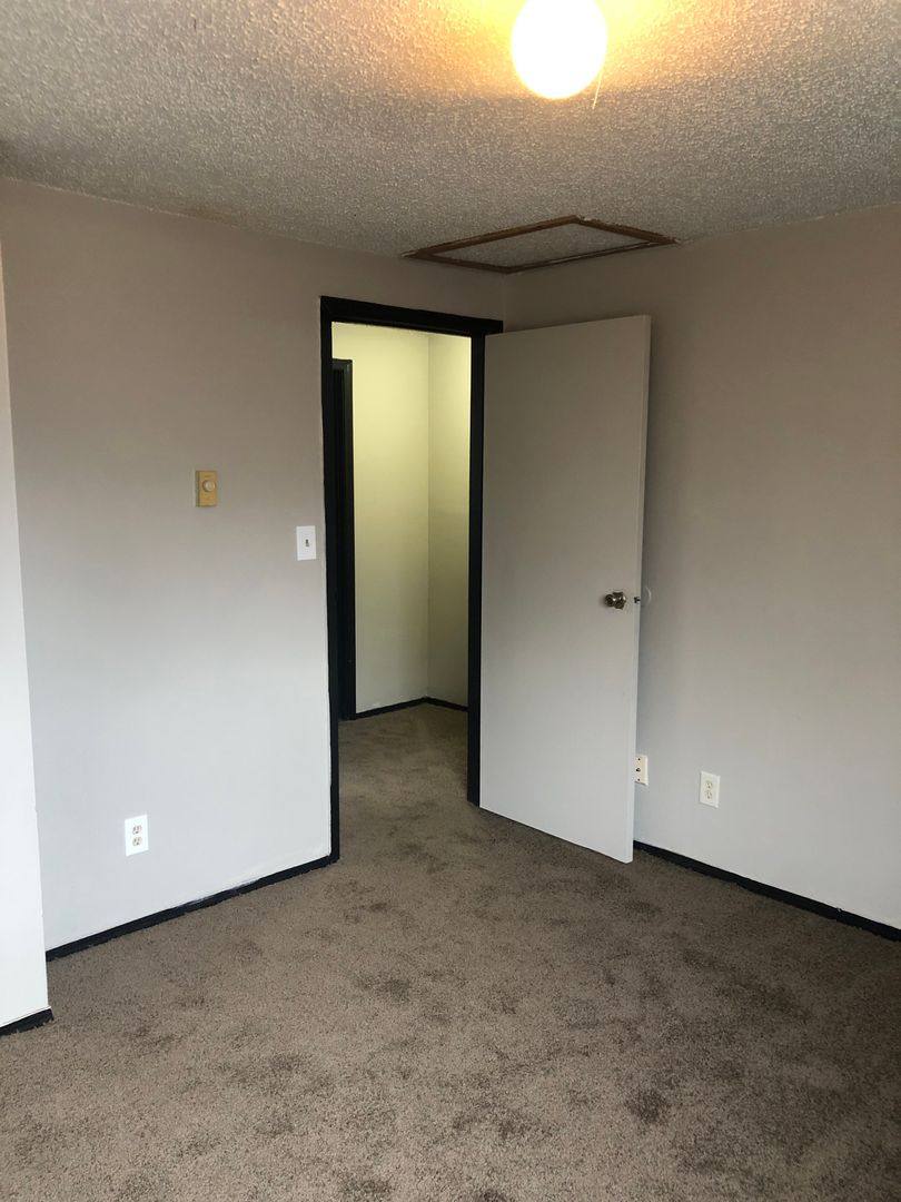 Apartment for rent at 2695 Divot, Columbus, OH 43211