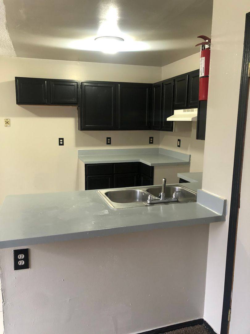 Apartment for rent at 2695 Divot, Columbus, OH 43211