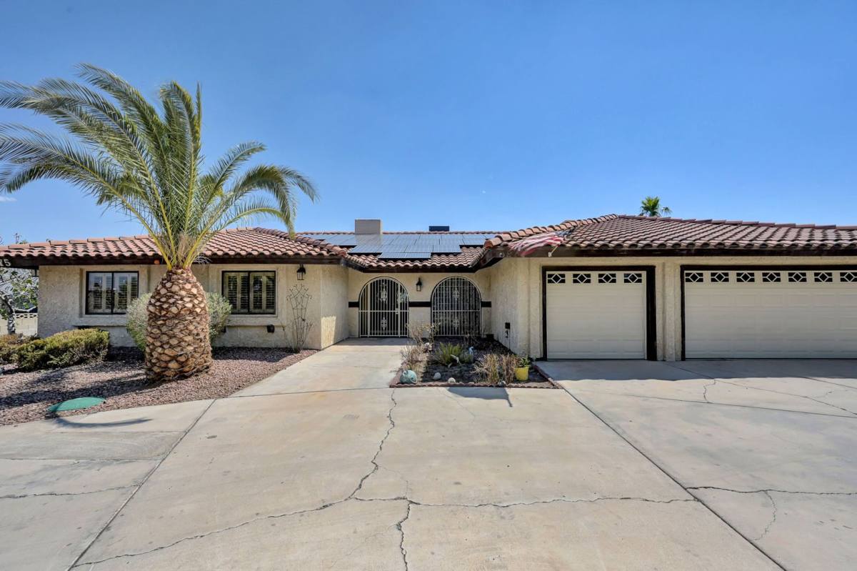 House for rent at 6975 O'Bannon Dr, Las Vegas, NV 89117