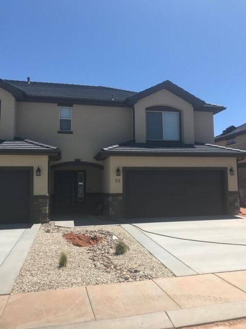 Townhouse for rent at 2520 Blackhawk Dr, Santa Clara, UT 84765