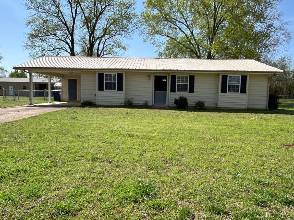 House for rent at 3106 Apple Valley Lane, Oxford, AL 36203