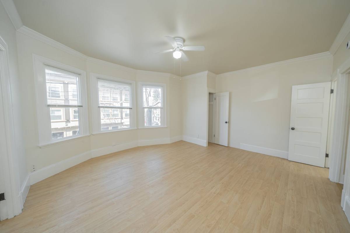Apartment for rent at 4056 Piedmont Ave, Oakland, CA 94611
