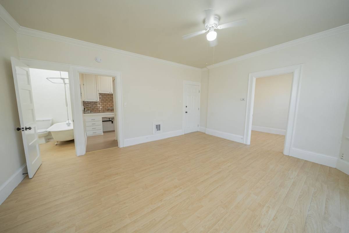 Apartment for rent at 4056 Piedmont Ave, Oakland, CA 94611