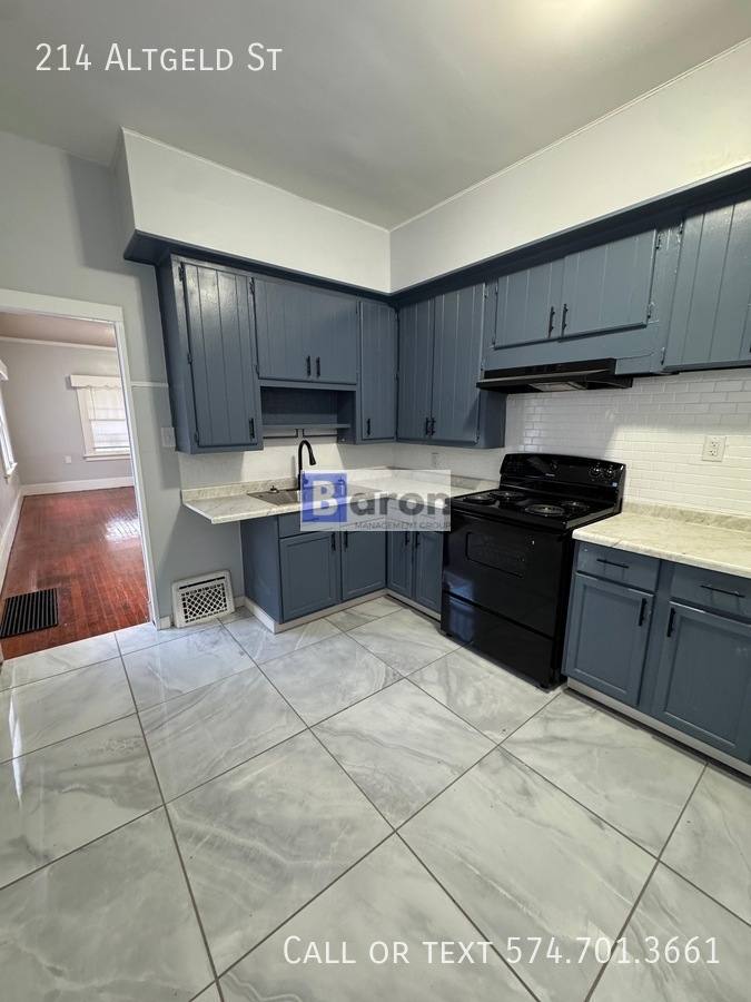House for rent at 214 Altgeld St, South Bend, IN 46614