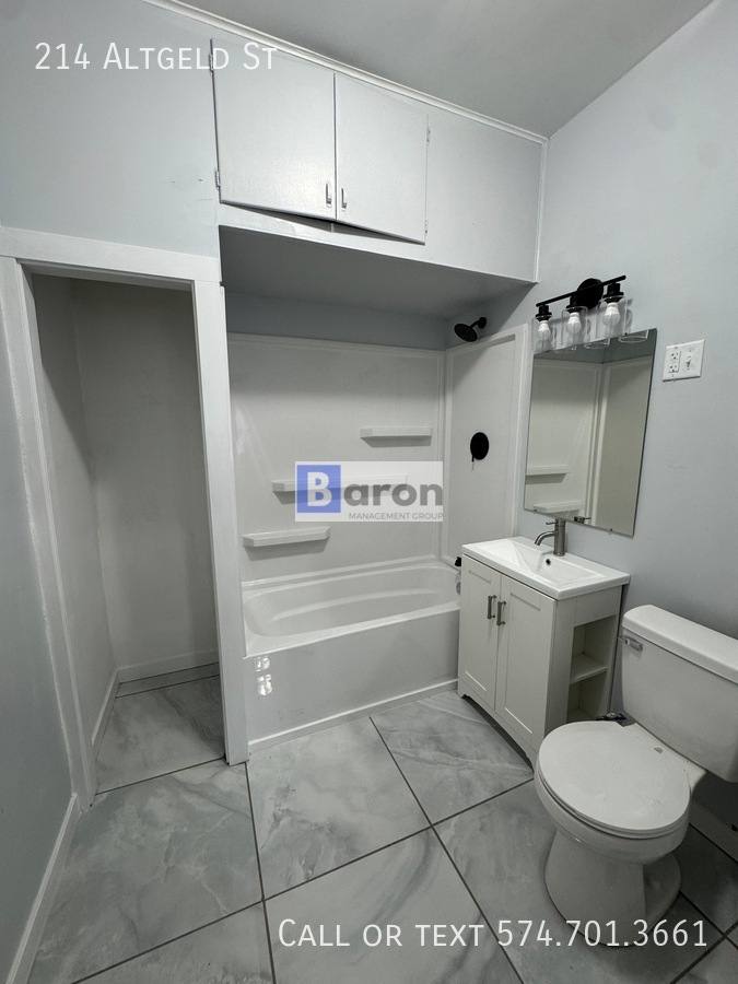 House for rent at 214 Altgeld St, South Bend, IN 46614