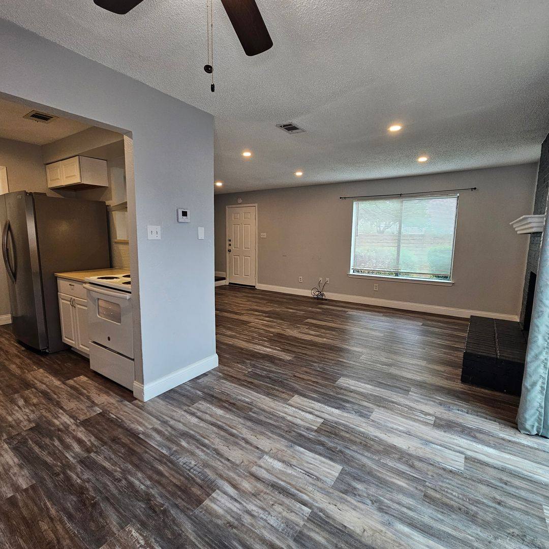 Condo for rent at 3931 N Garland Ave, Garland, TX 75044