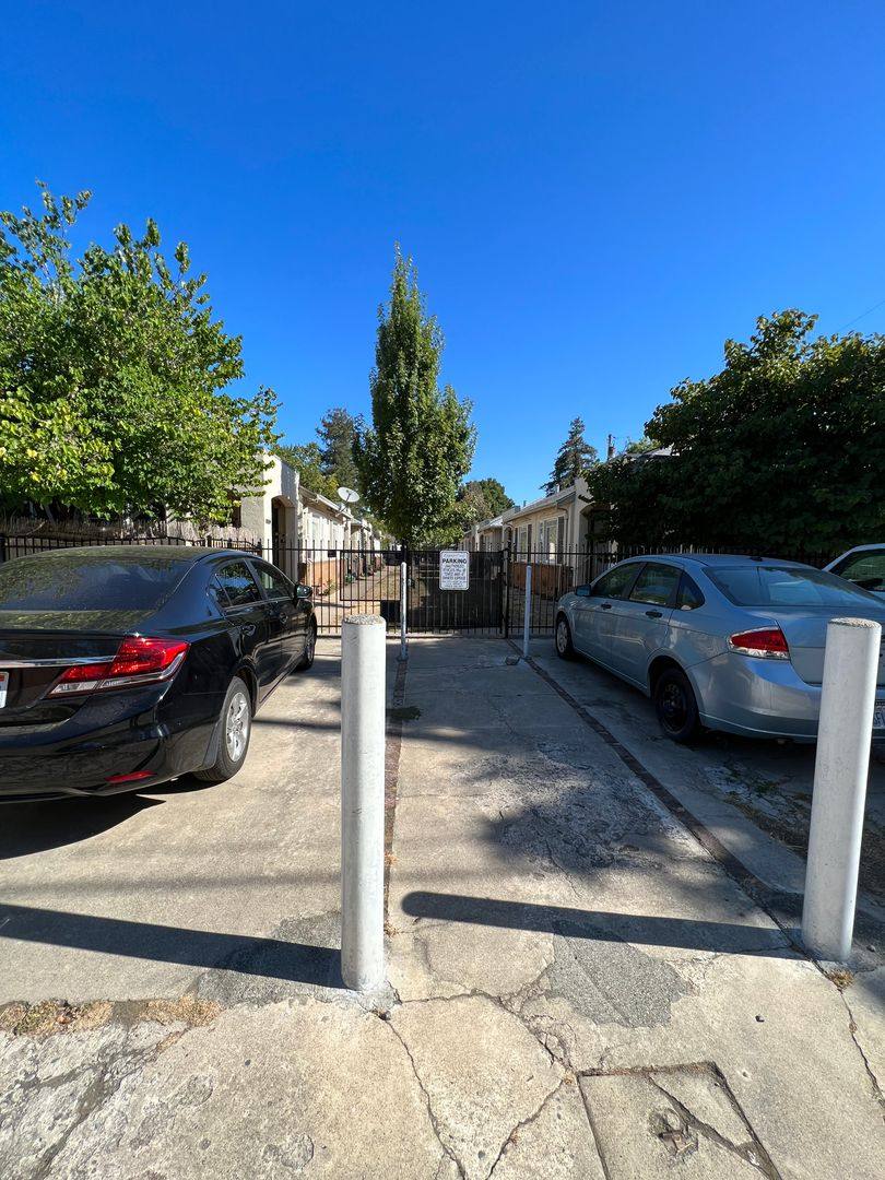 Apartment for rent at 3228-3244 Marshall Way, Sacramento, CA 95817