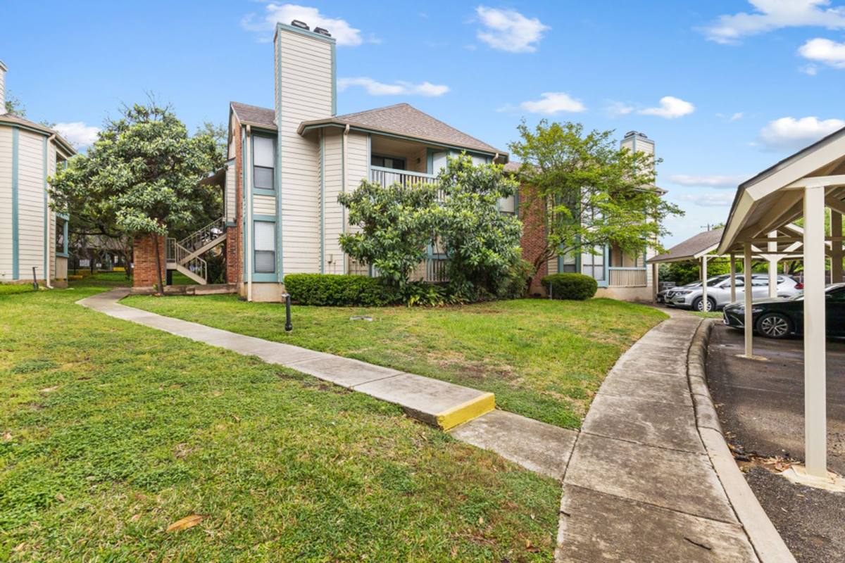 Condo for rent at 4839 Brandeis, San Antonio, TX 78249