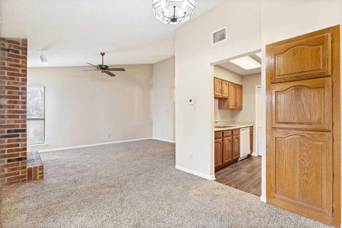 Condo for rent at 4839 Brandeis, San Antonio, TX 78249