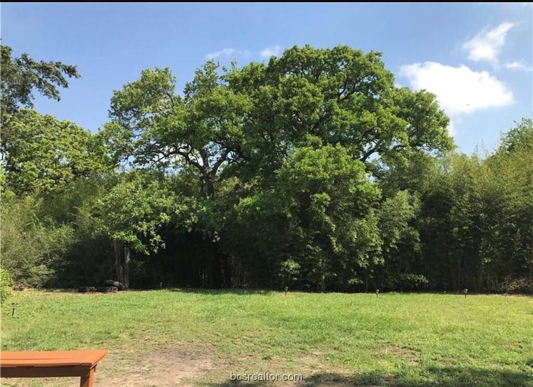 Apartment for rent at 718 Edgewood Dr #718, Bryan, TX 77802