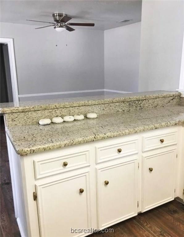 Apartment for rent at 718 Edgewood Dr #718, Bryan, TX 77802