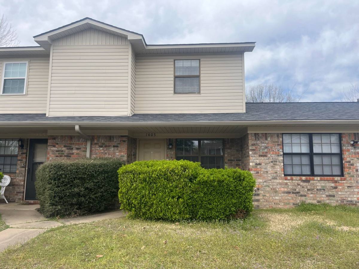 House for rent at 1405 University Dr, Russellville, AR 72801