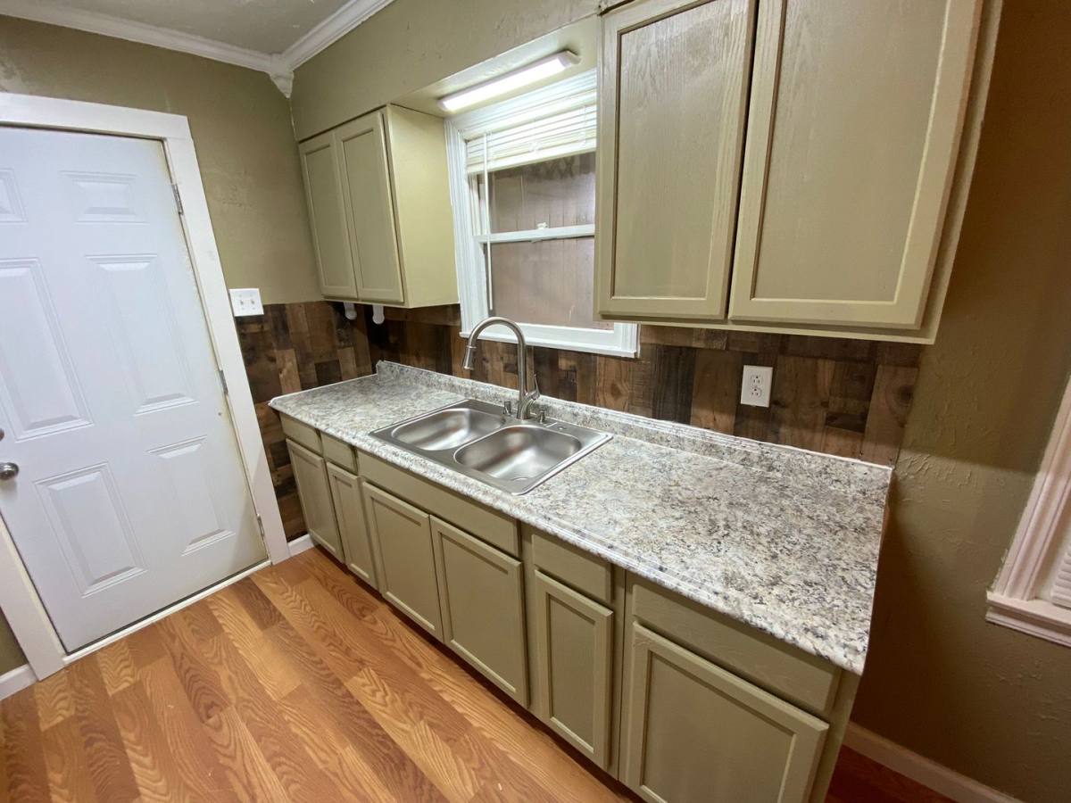 House for rent at 403 N Bluebonnet Dr, Orange, TX 77630
