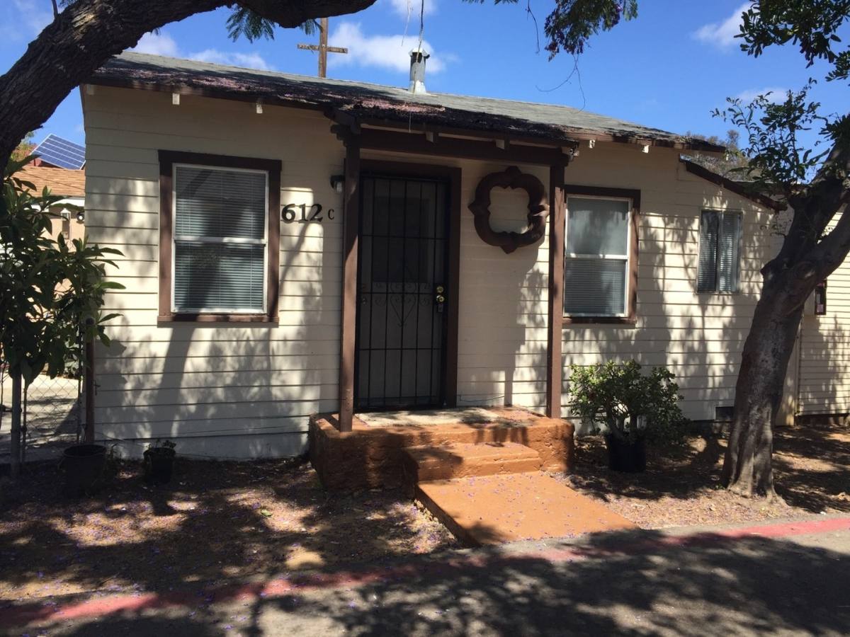 Apartment for rent at 612 E 8th St, National City, CA 91950