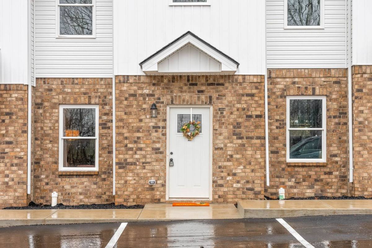 Townhouse for rent at 914 Power St #3, Clarksville, TN 37042