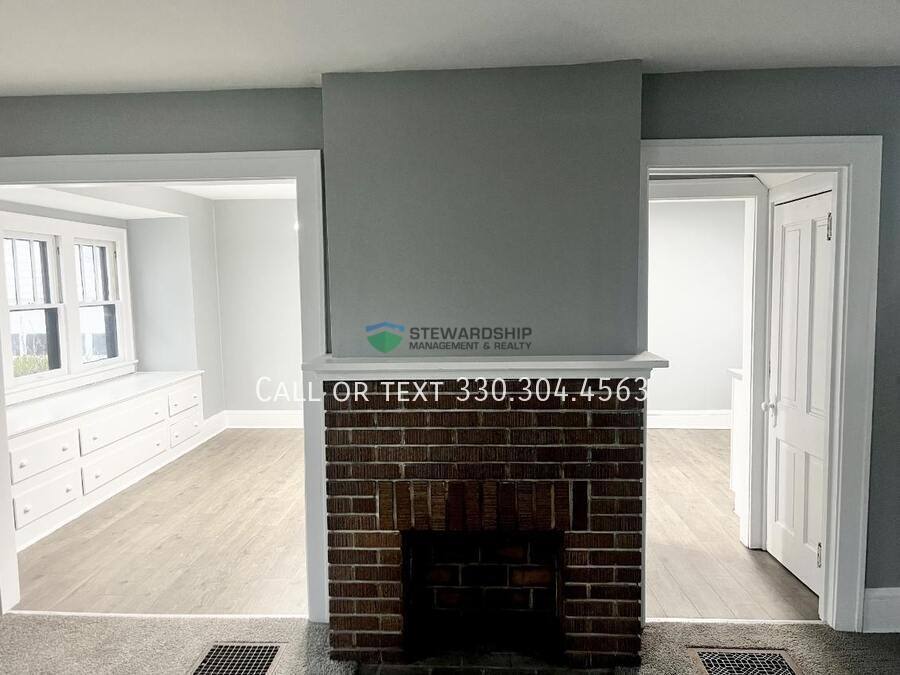 House for rent at 1012 Brown St, Akron, OH 44301