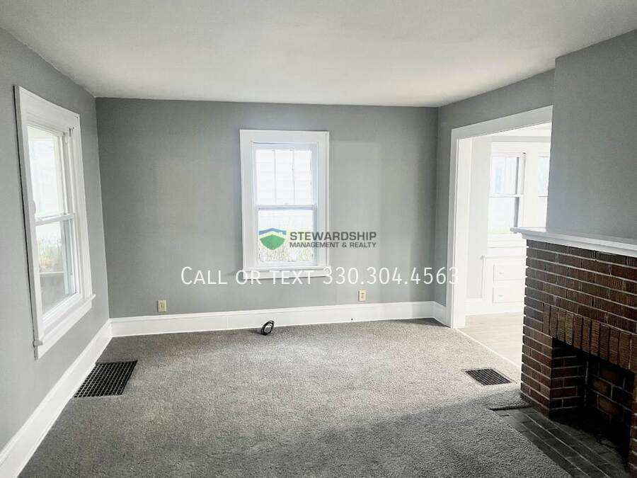 House for rent at 1012 Brown St, Akron, OH 44301