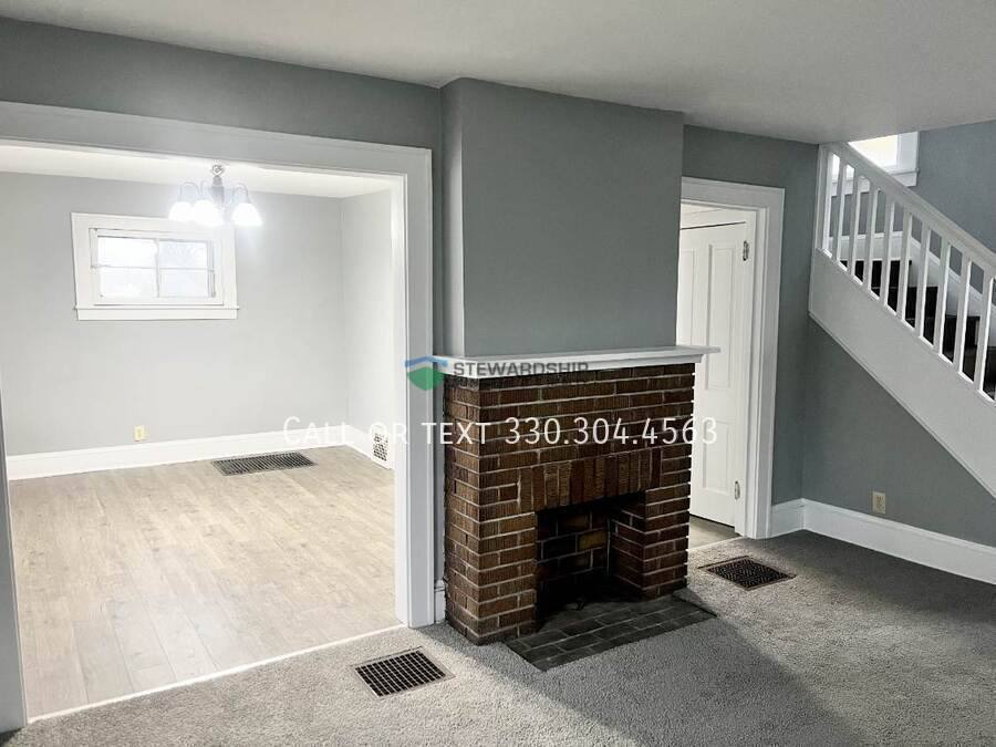 House for rent at 1012 Brown St, Akron, OH 44301