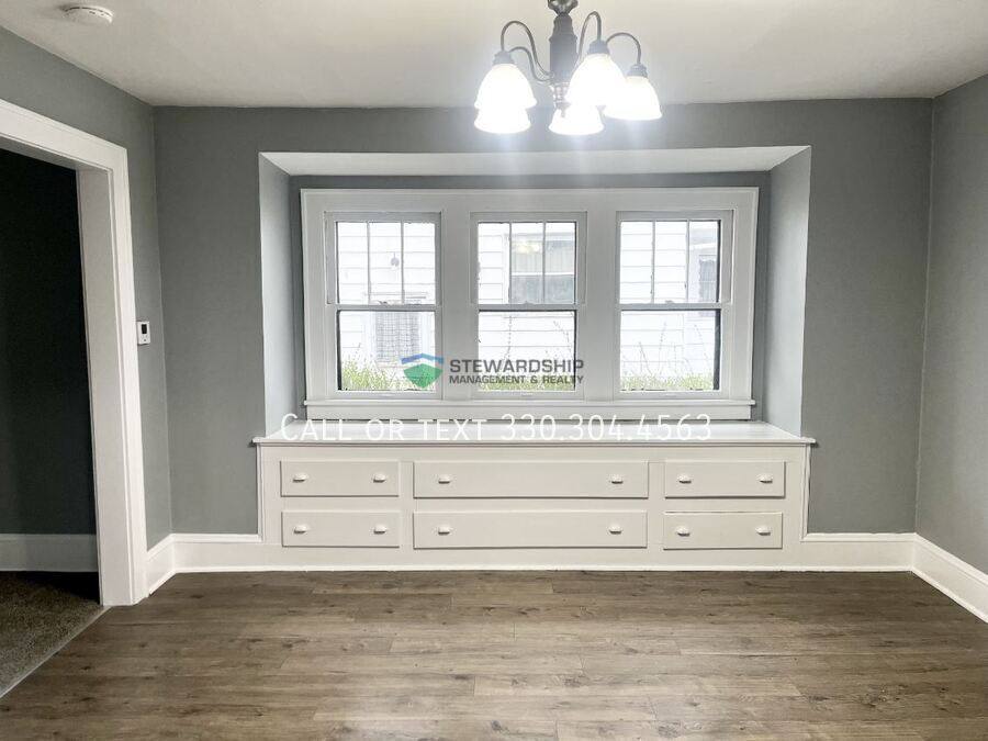 House for rent at 1012 Brown St, Akron, OH 44301