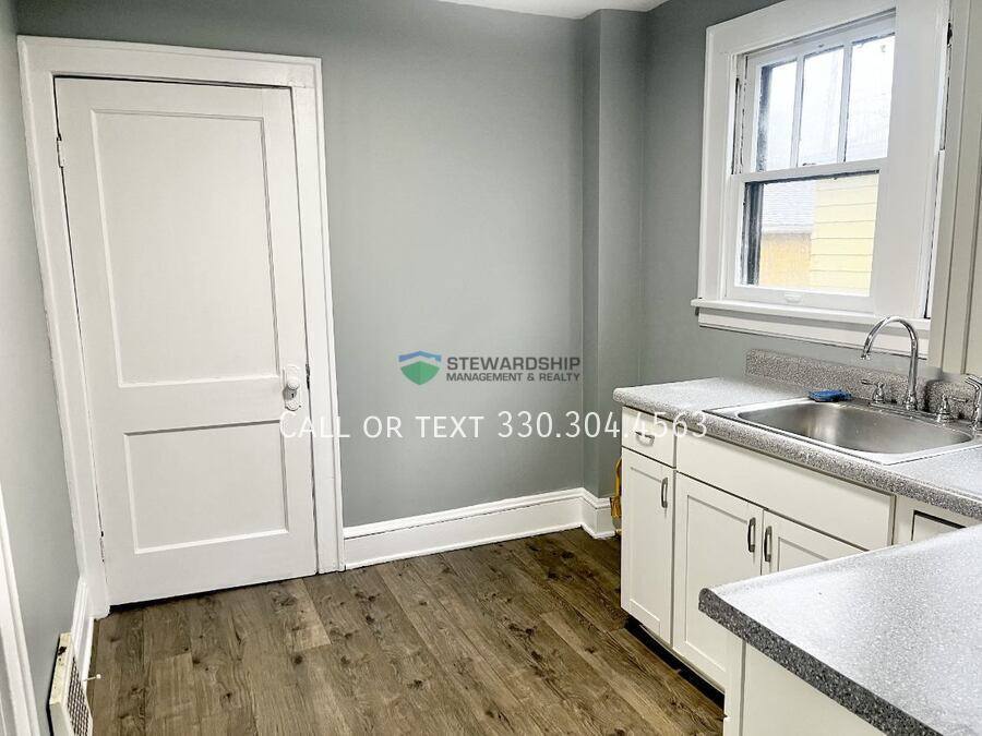 House for rent at 1012 Brown St, Akron, OH 44301