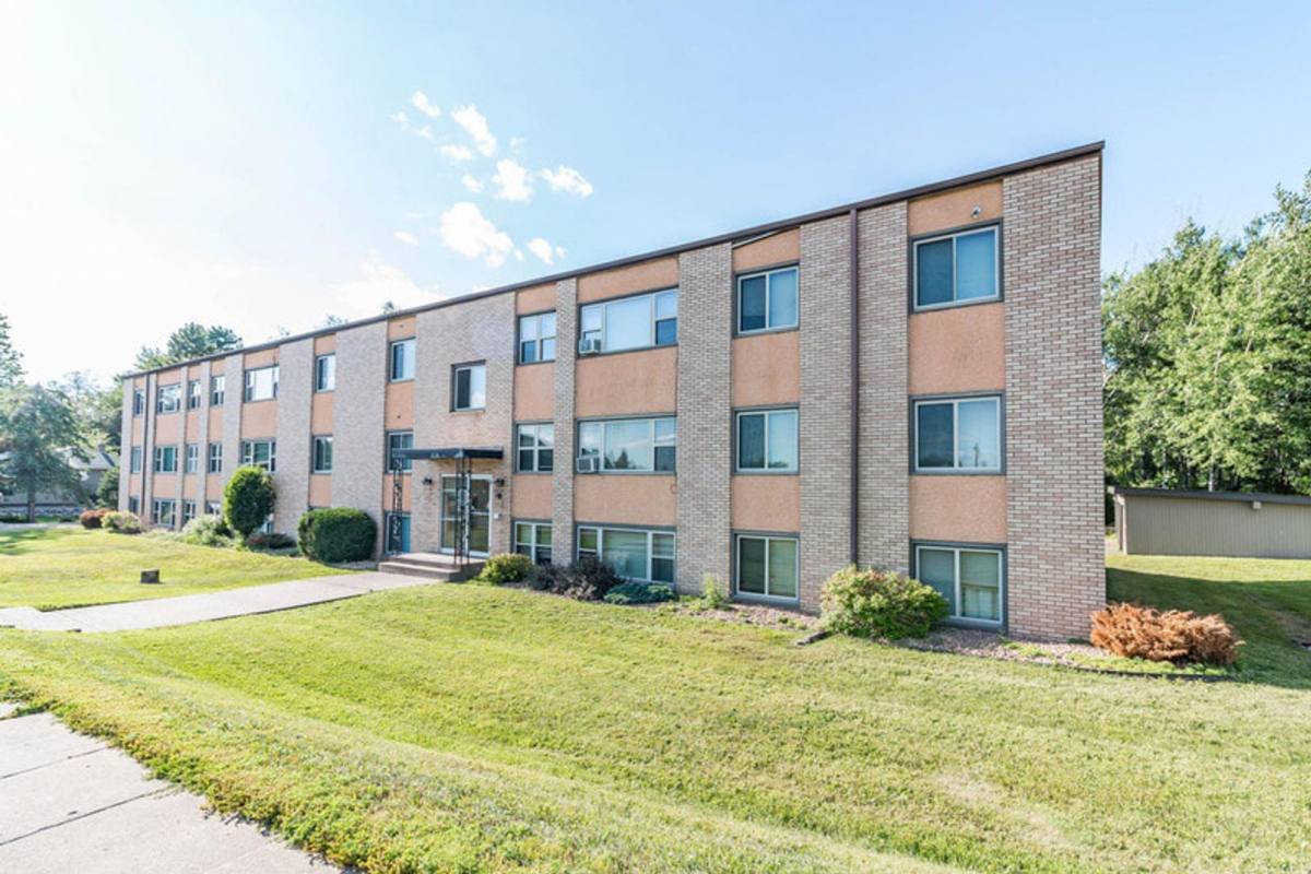 Apartment for rent at 25 W Redwing St #17, Duluth, MN 55803