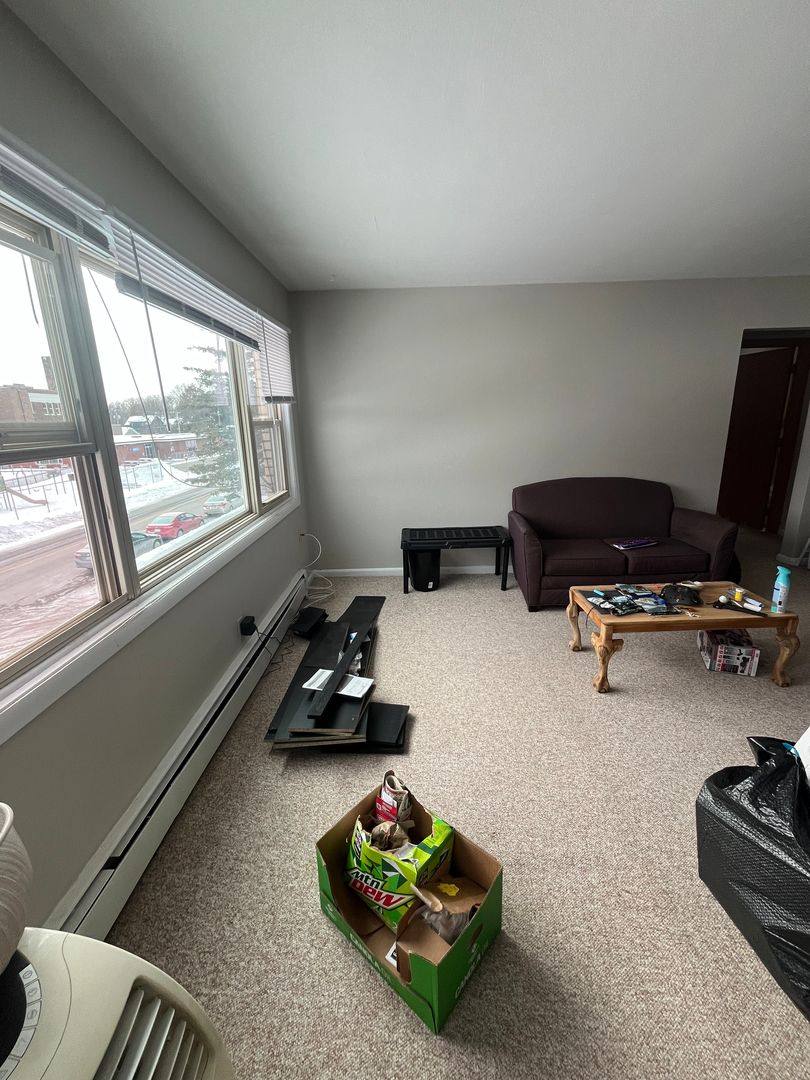 Apartment for rent at 25 W Redwing St #17, Duluth, MN 55803