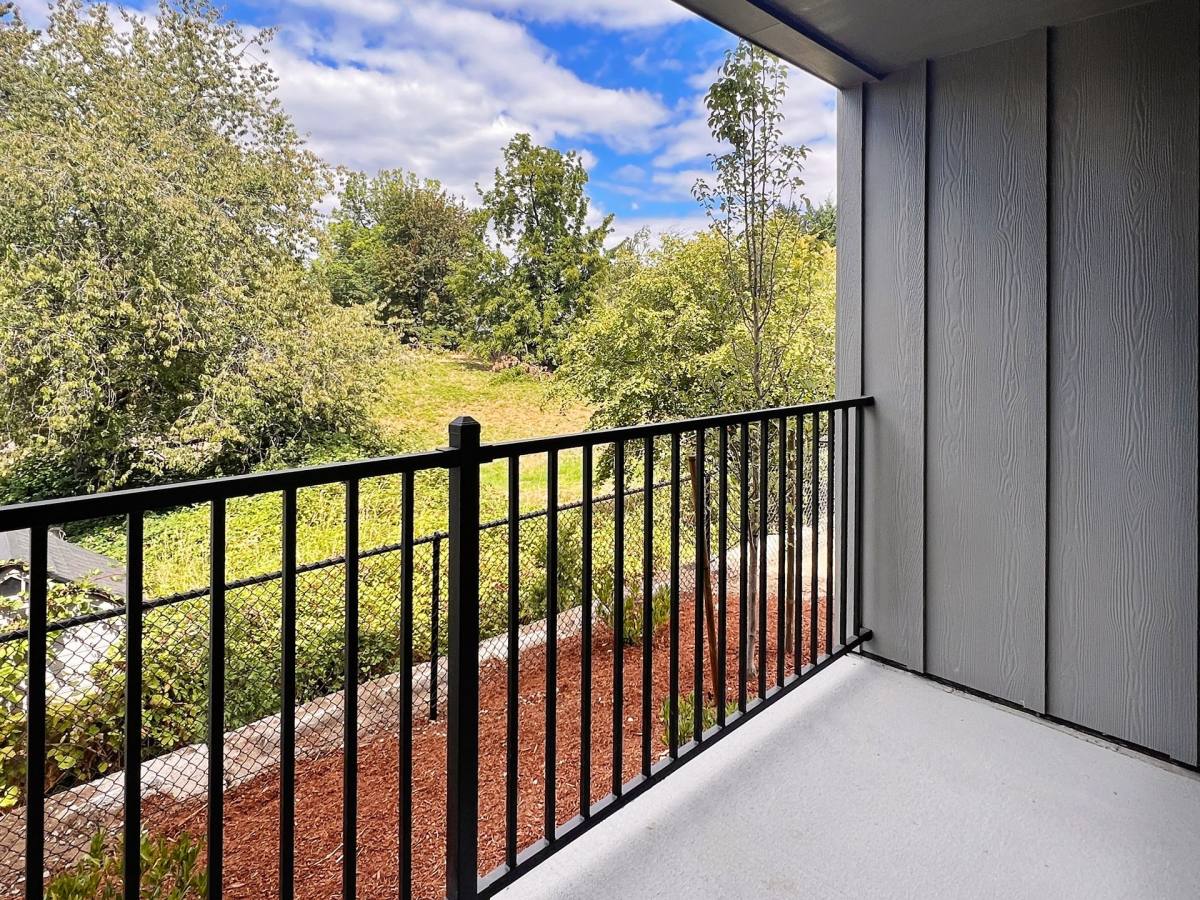 Apartment for rent at 9615 NE 25th Ave, Vancouver, WA 98665