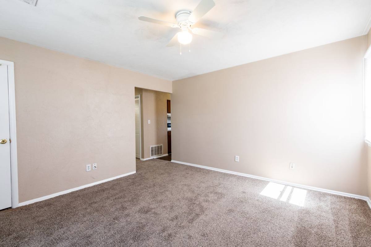 House for rent at 3503 Medford Court, Louisville, KY 40218