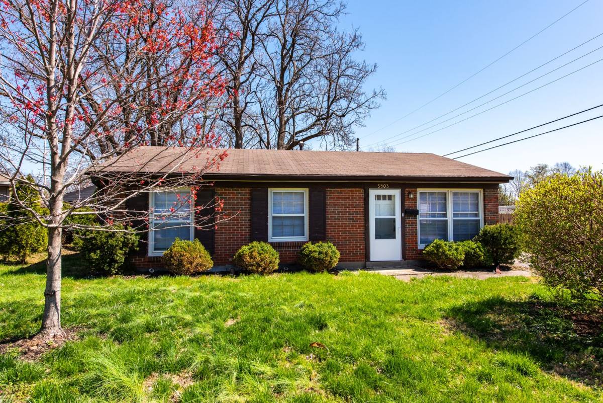 House for rent at 3503 Medford Court, Louisville, KY 40218