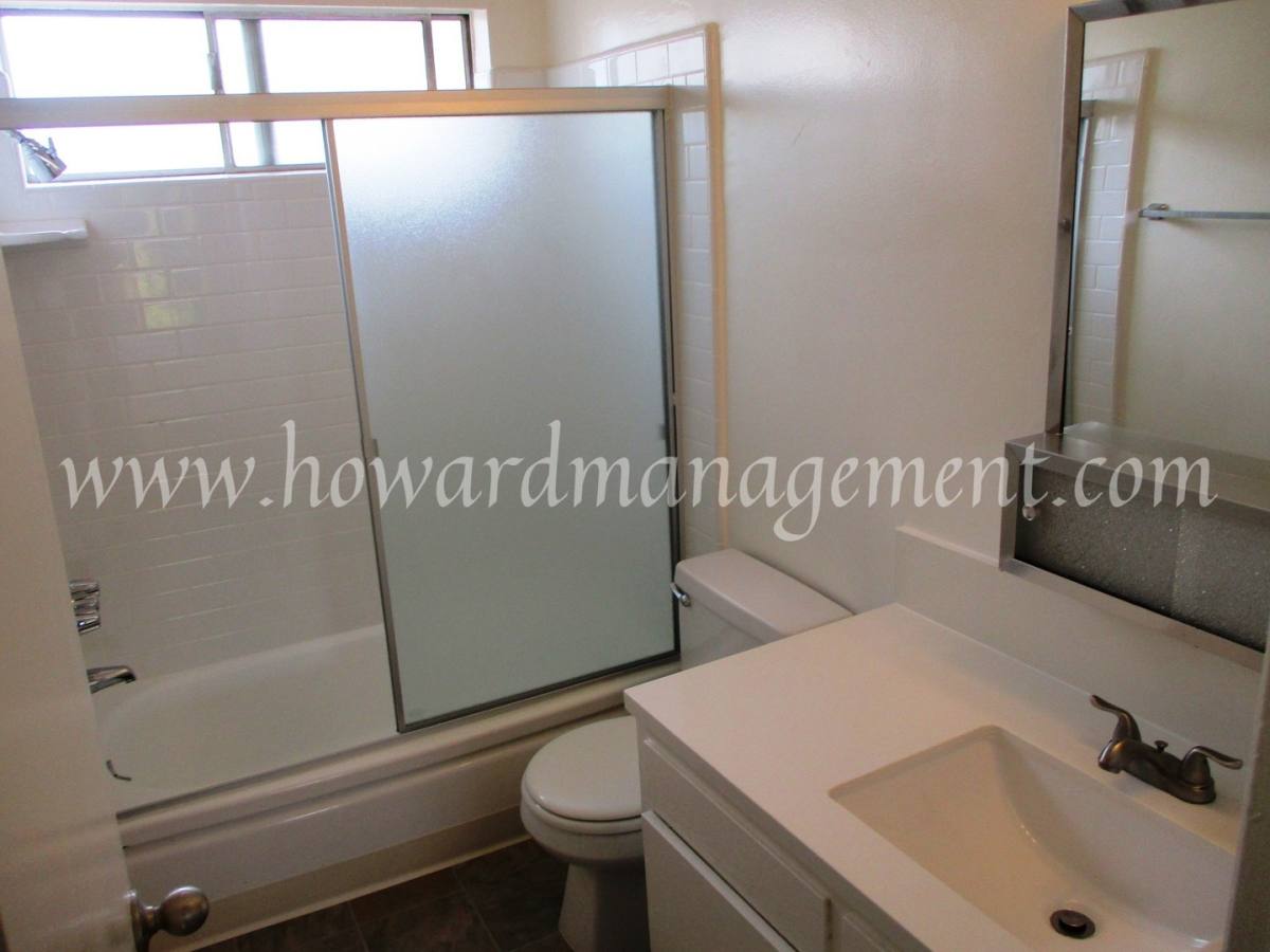 Apartment for rent at 4250 Lindblade Dr, Los Angeles, CA 90066