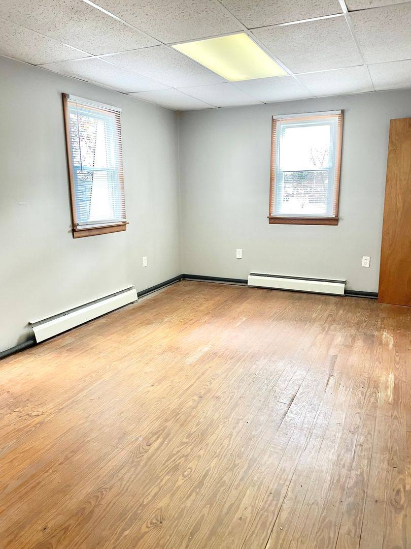 House for rent at 400 S Liberty St, Hobart, IN 46342