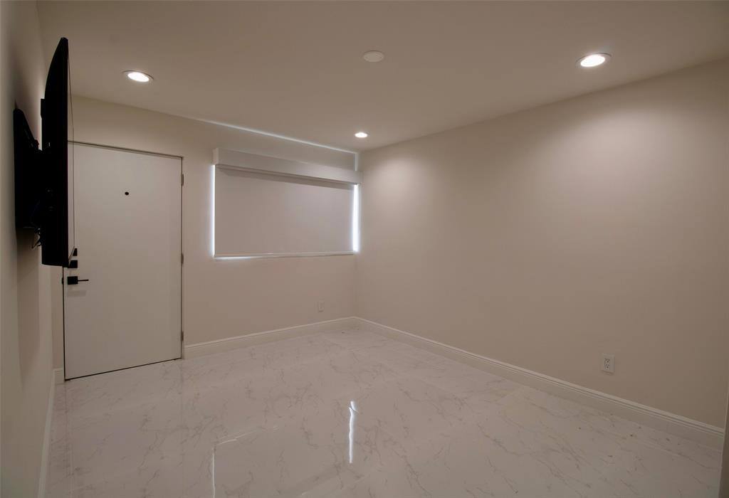Condo for rent at 877 NE 195th St #222, Miami, FL 33179